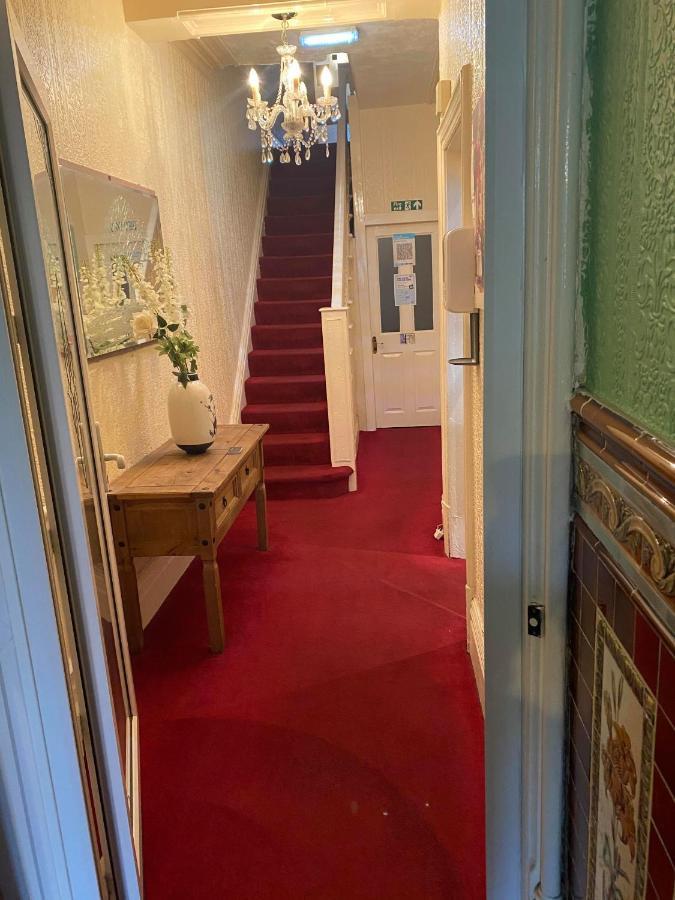 Hotel Jeanne Blackpool Eksteriør bilde
